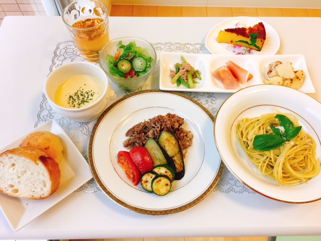 山口マタニティクリニックの食事例（イタリアン）